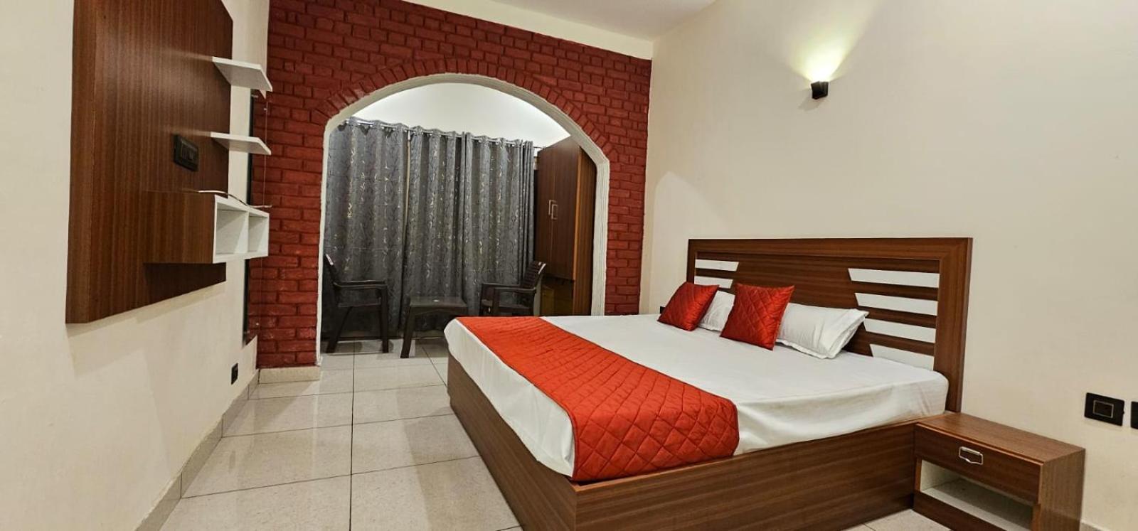 Golden Himalaya Homestay Kausani Extérieur photo